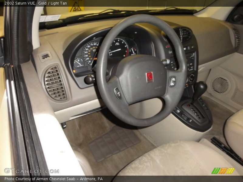 Gold / Light Tan 2002 Saturn VUE