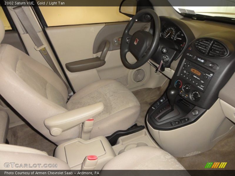 Gold / Light Tan 2002 Saturn VUE