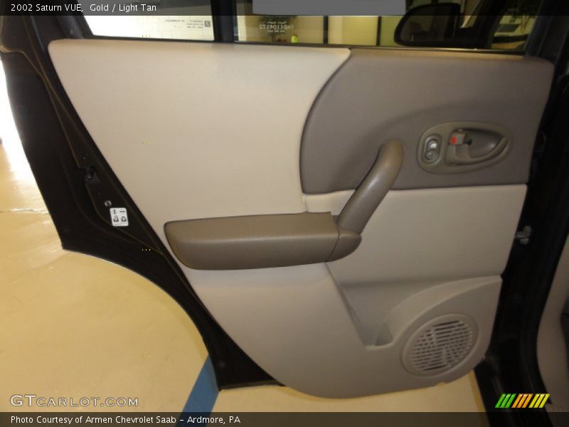 Gold / Light Tan 2002 Saturn VUE