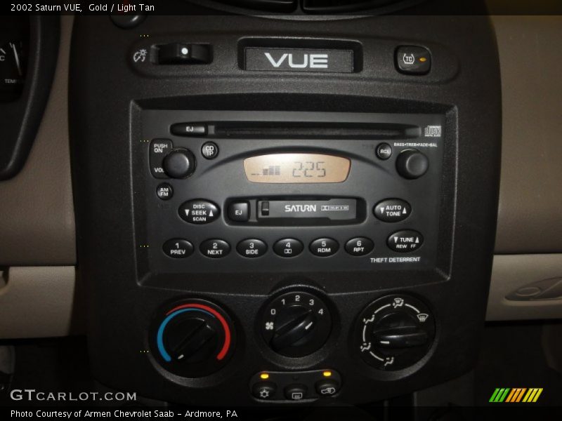 Gold / Light Tan 2002 Saturn VUE