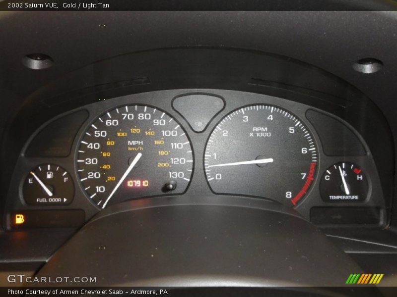Gold / Light Tan 2002 Saturn VUE
