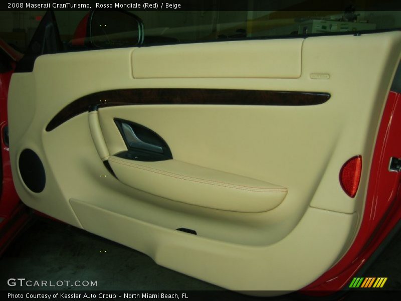 Door Panel of 2008 GranTurismo 