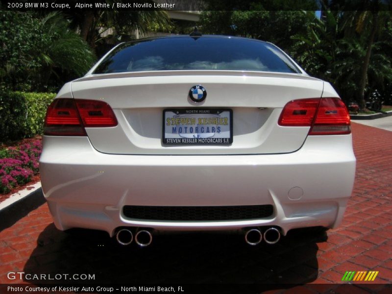 Alpine White / Black Novillo Leather 2009 BMW M3 Coupe