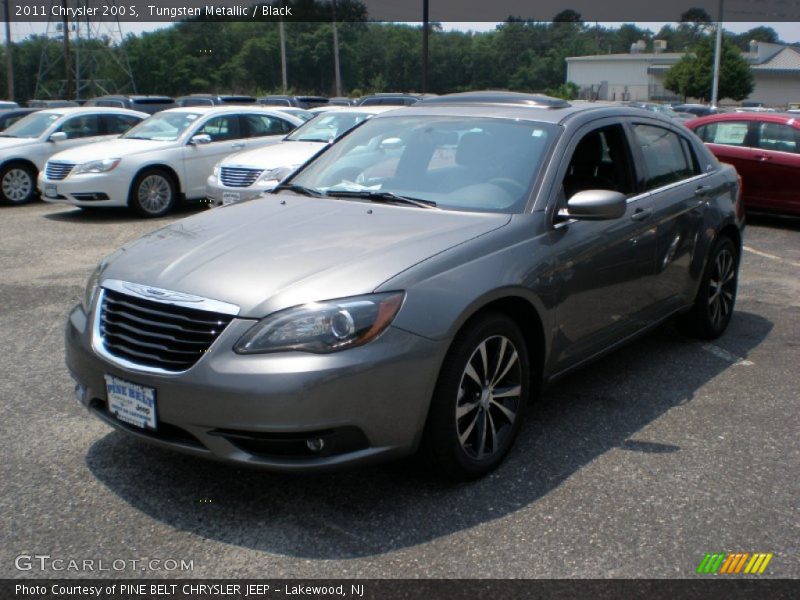 Tungsten Metallic / Black 2011 Chrysler 200 S