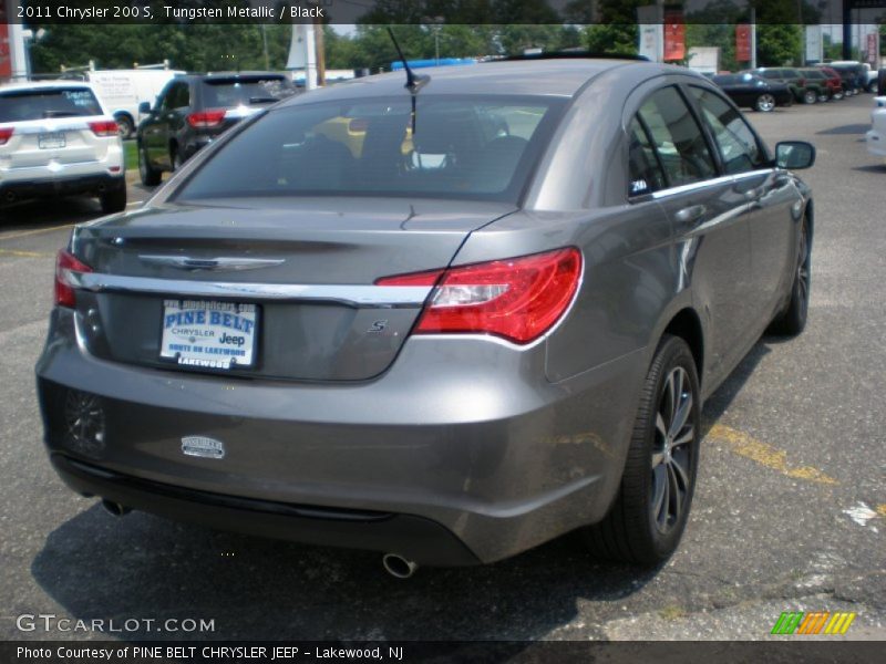 Tungsten Metallic / Black 2011 Chrysler 200 S