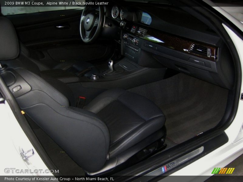 Alpine White / Black Novillo Leather 2009 BMW M3 Coupe