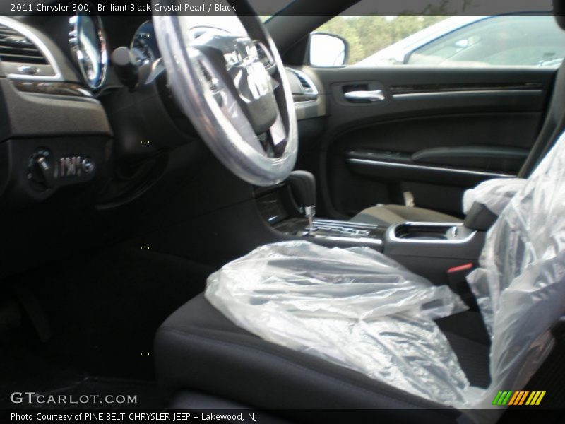 Brilliant Black Crystal Pearl / Black 2011 Chrysler 300
