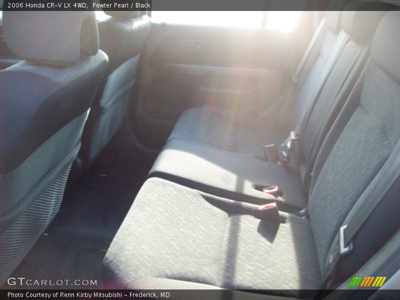 Pewter Pearl / Black 2006 Honda CR-V LX 4WD