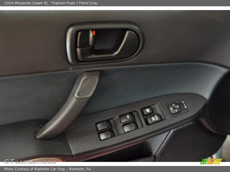 Titanium Pearl / Petrol Gray 2004 Mitsubishi Galant ES