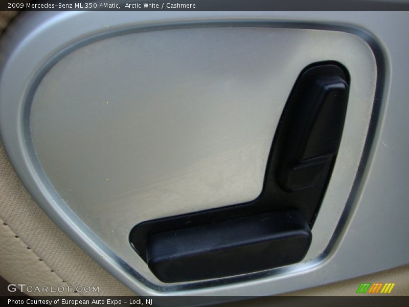 Arctic White / Cashmere 2009 Mercedes-Benz ML 350 4Matic