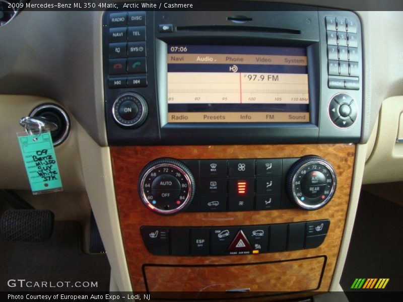 Arctic White / Cashmere 2009 Mercedes-Benz ML 350 4Matic