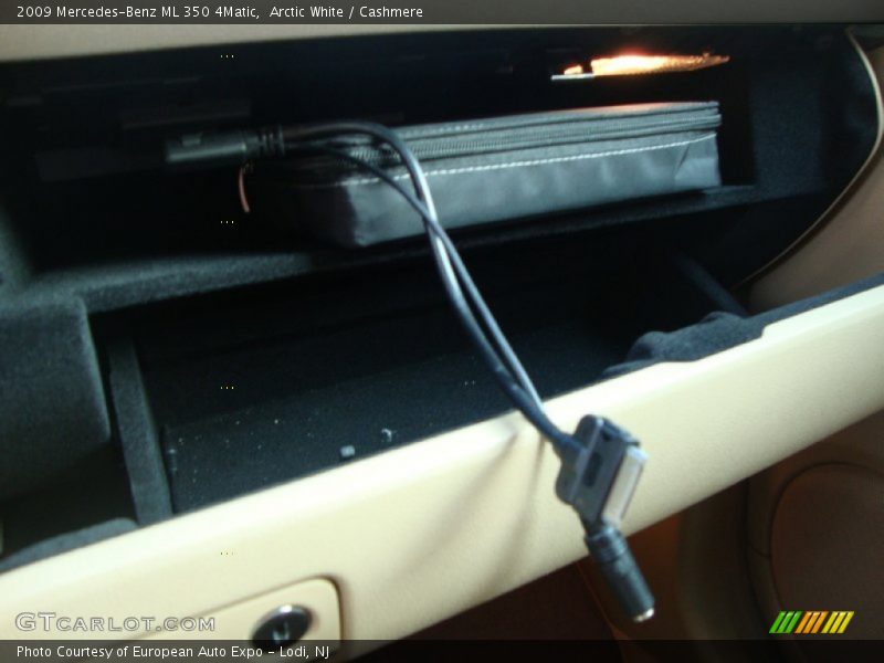 Arctic White / Cashmere 2009 Mercedes-Benz ML 350 4Matic