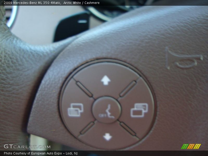 Arctic White / Cashmere 2009 Mercedes-Benz ML 350 4Matic