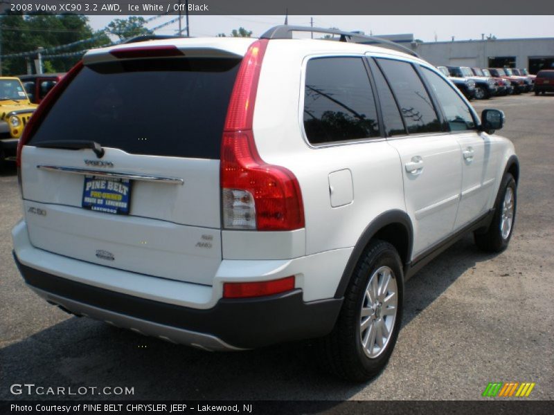 Ice White / Off Black 2008 Volvo XC90 3.2 AWD