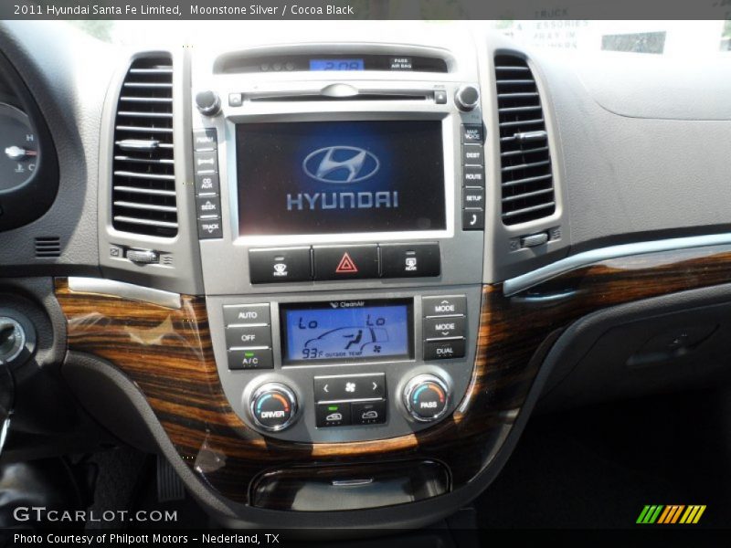 Moonstone Silver / Cocoa Black 2011 Hyundai Santa Fe Limited