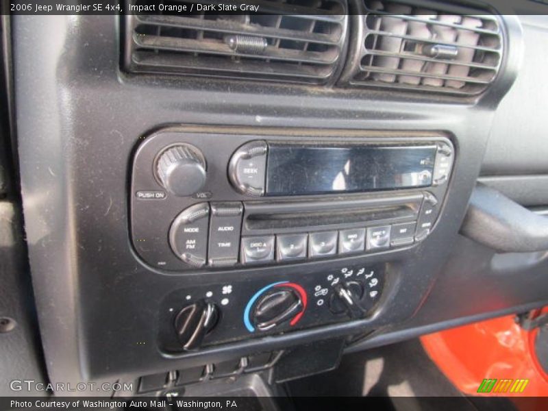 Impact Orange / Dark Slate Gray 2006 Jeep Wrangler SE 4x4