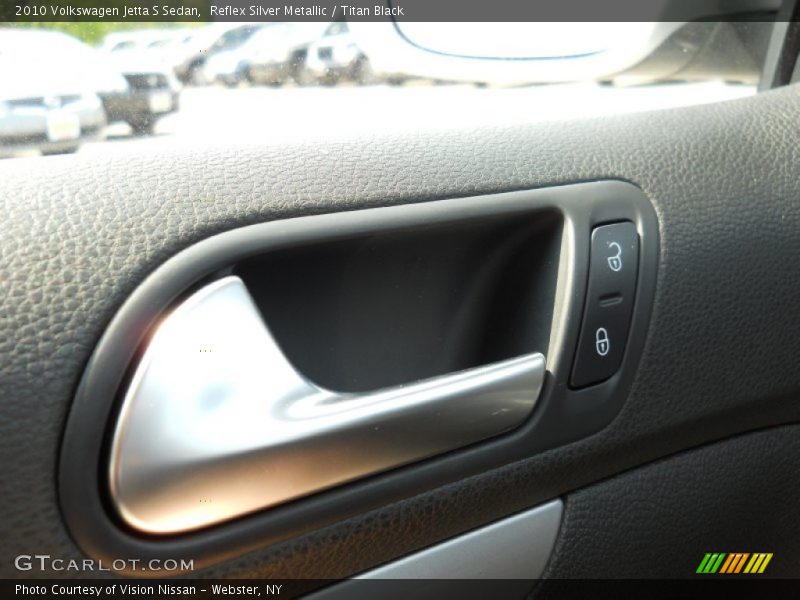 Reflex Silver Metallic / Titan Black 2010 Volkswagen Jetta S Sedan