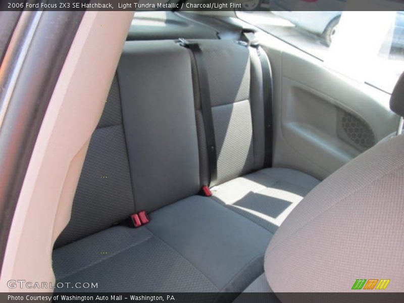 Light Tundra Metallic / Charcoal/Light Flint 2006 Ford Focus ZX3 SE Hatchback