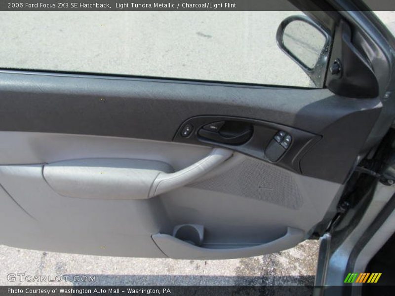 Light Tundra Metallic / Charcoal/Light Flint 2006 Ford Focus ZX3 SE Hatchback