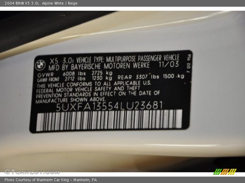 Alpine White / Beige 2004 BMW X5 3.0i