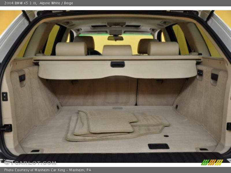 Alpine White / Beige 2004 BMW X5 3.0i