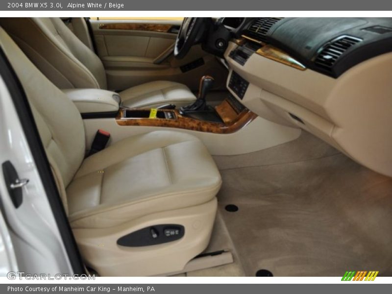 Alpine White / Beige 2004 BMW X5 3.0i