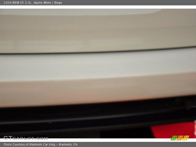 Alpine White / Beige 2004 BMW X5 3.0i