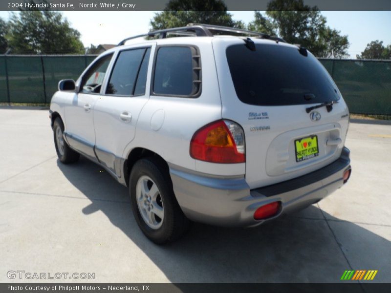 Nordic White / Gray 2004 Hyundai Santa Fe