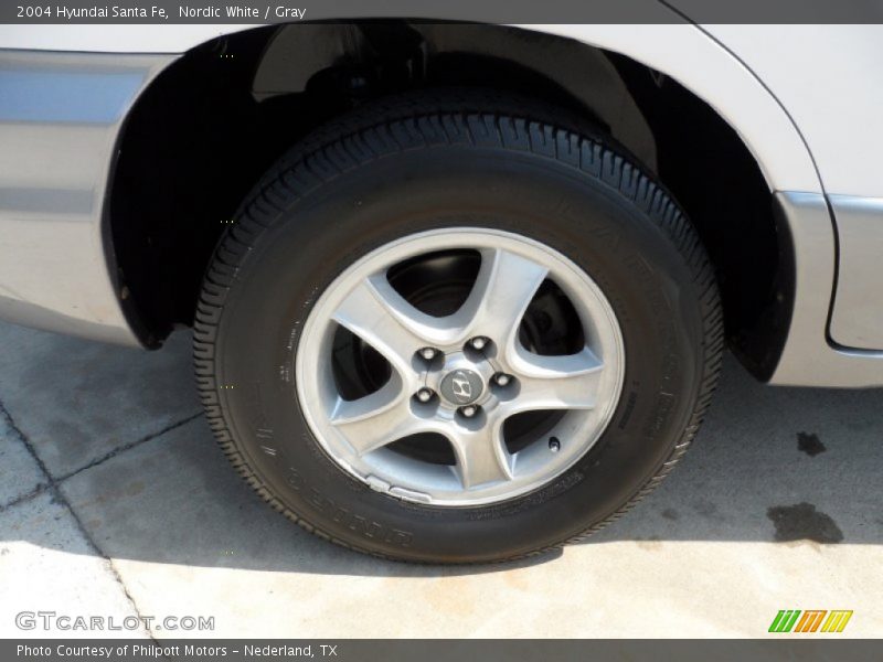 Nordic White / Gray 2004 Hyundai Santa Fe