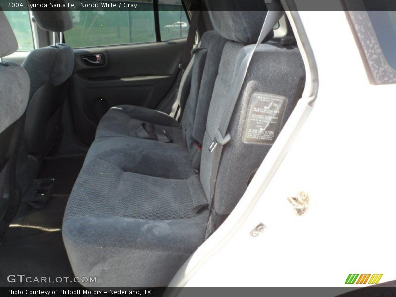 Nordic White / Gray 2004 Hyundai Santa Fe