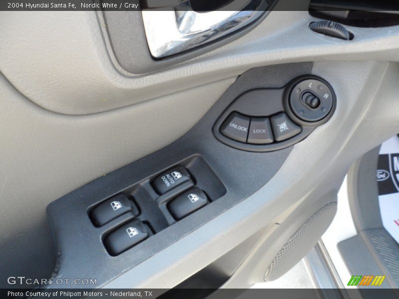 Nordic White / Gray 2004 Hyundai Santa Fe