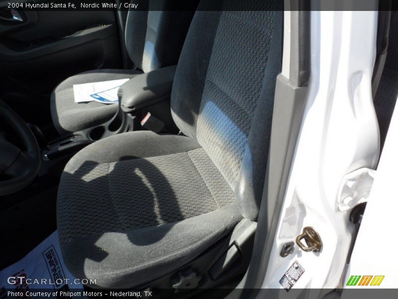 Nordic White / Gray 2004 Hyundai Santa Fe