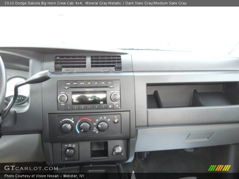 Mineral Gray Metallic / Dark Slate Gray/Medium Slate Gray 2010 Dodge Dakota Big Horn Crew Cab 4x4