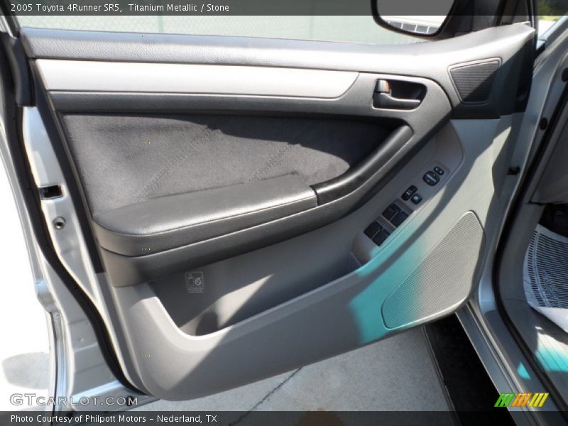Titanium Metallic / Stone 2005 Toyota 4Runner SR5