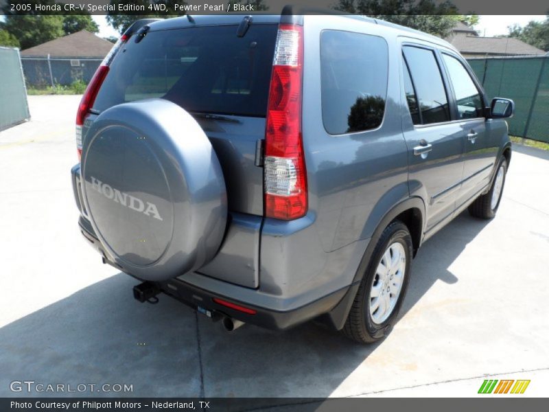 Pewter Pearl / Black 2005 Honda CR-V Special Edition 4WD