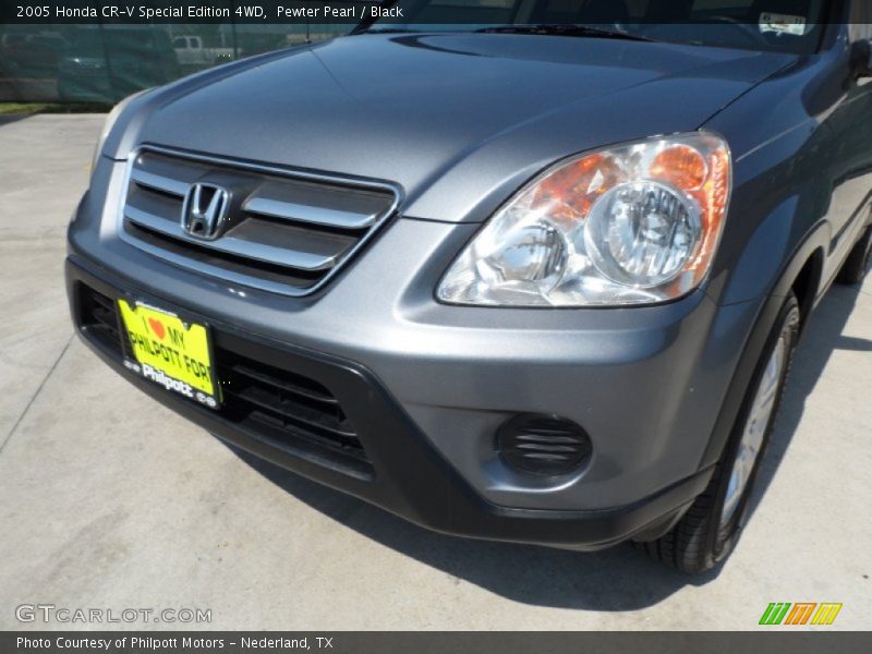 Pewter Pearl / Black 2005 Honda CR-V Special Edition 4WD
