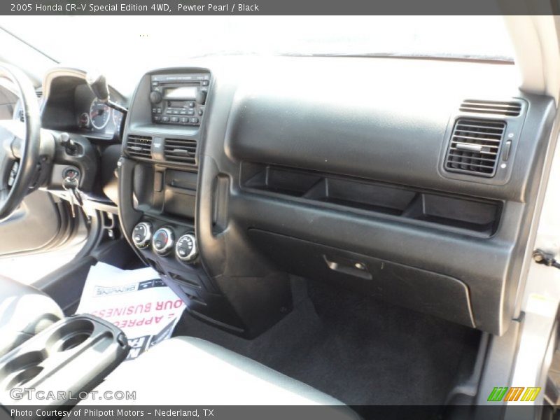 Pewter Pearl / Black 2005 Honda CR-V Special Edition 4WD