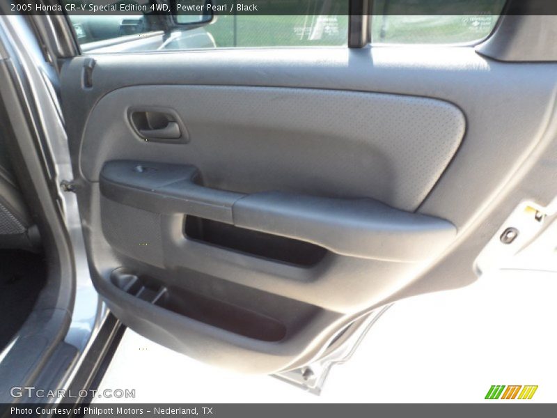 Pewter Pearl / Black 2005 Honda CR-V Special Edition 4WD