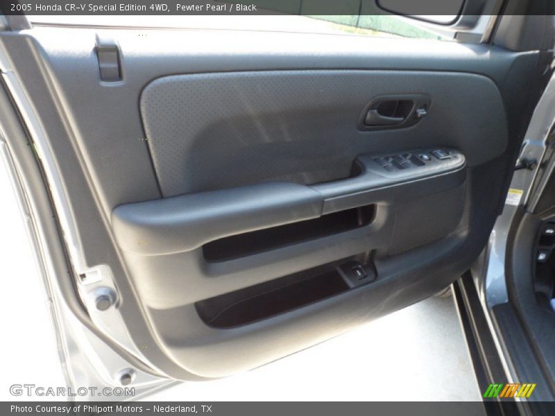 Pewter Pearl / Black 2005 Honda CR-V Special Edition 4WD