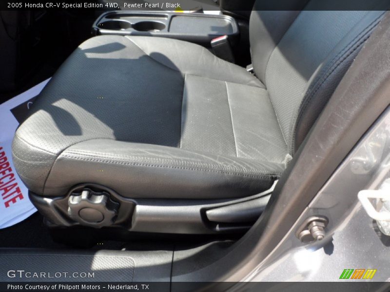 Pewter Pearl / Black 2005 Honda CR-V Special Edition 4WD