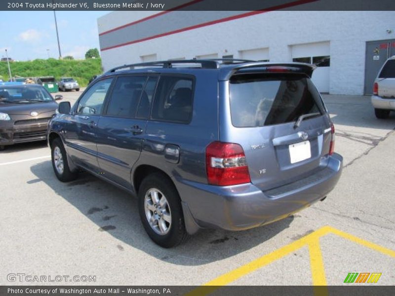 Bluestone Metallic / Ivory 2004 Toyota Highlander V6
