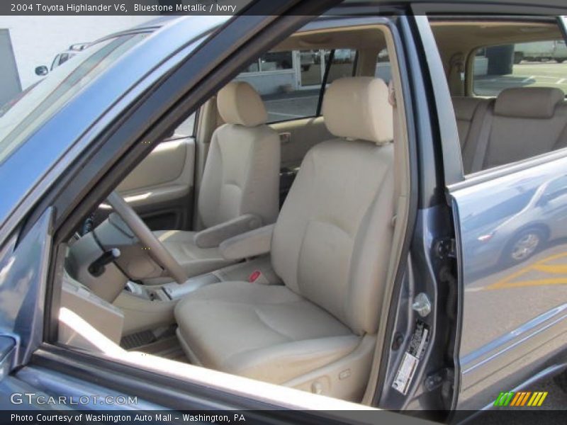 Bluestone Metallic / Ivory 2004 Toyota Highlander V6