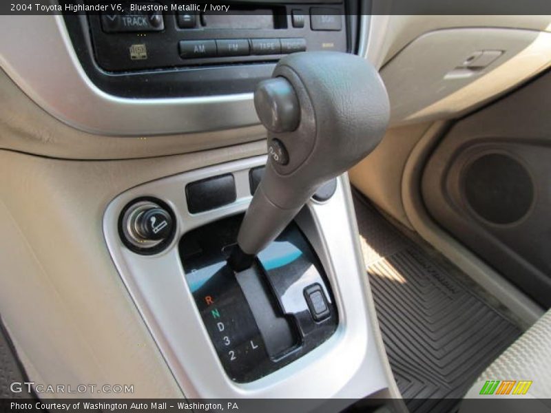 Bluestone Metallic / Ivory 2004 Toyota Highlander V6