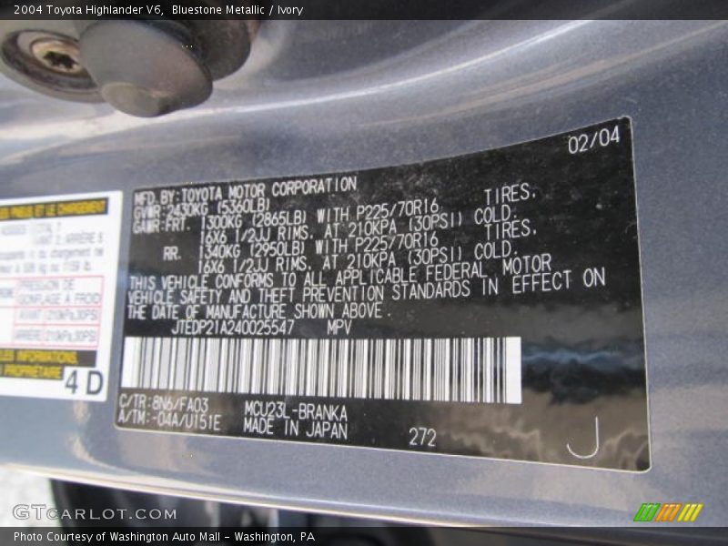 Bluestone Metallic / Ivory 2004 Toyota Highlander V6