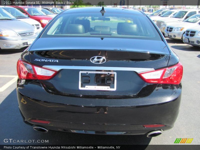 Midnight Black / Black 2011 Hyundai Sonata SE