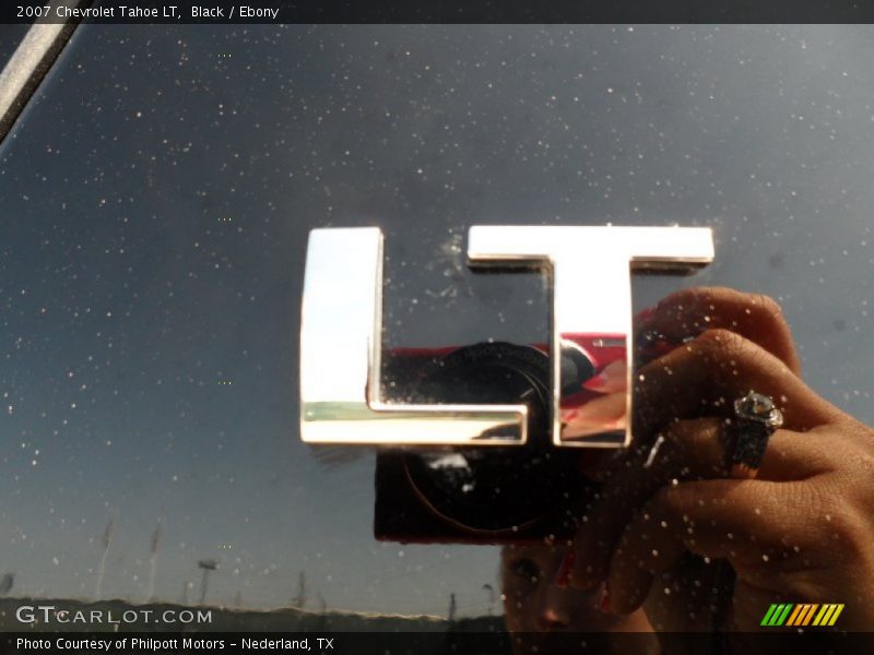  2007 Tahoe LT Logo