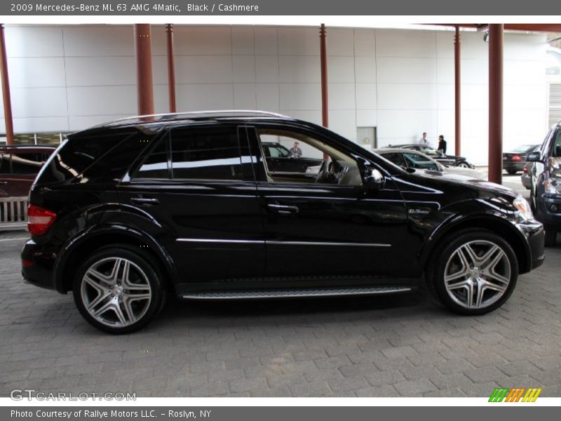  2009 ML 63 AMG 4Matic Black
