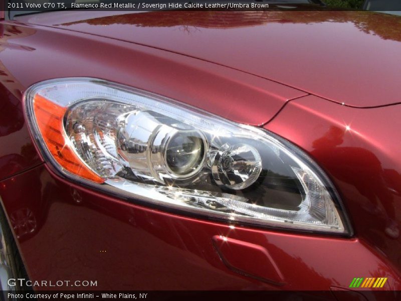 Flamenco Red Metallic / Soverign Hide Calcite Leather/Umbra Brown 2011 Volvo C70 T5