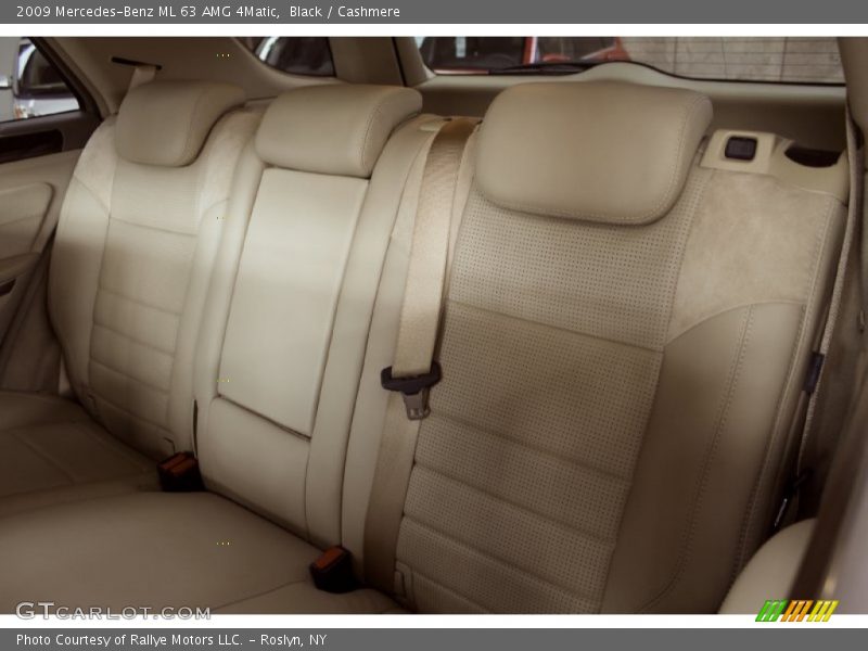  2009 ML 63 AMG 4Matic Cashmere Interior