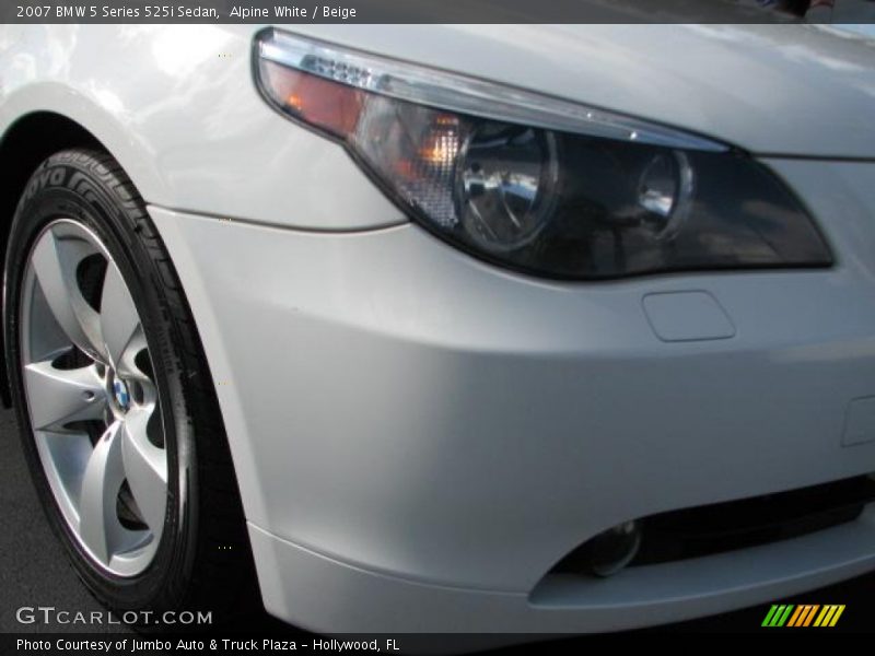 Alpine White / Beige 2007 BMW 5 Series 525i Sedan